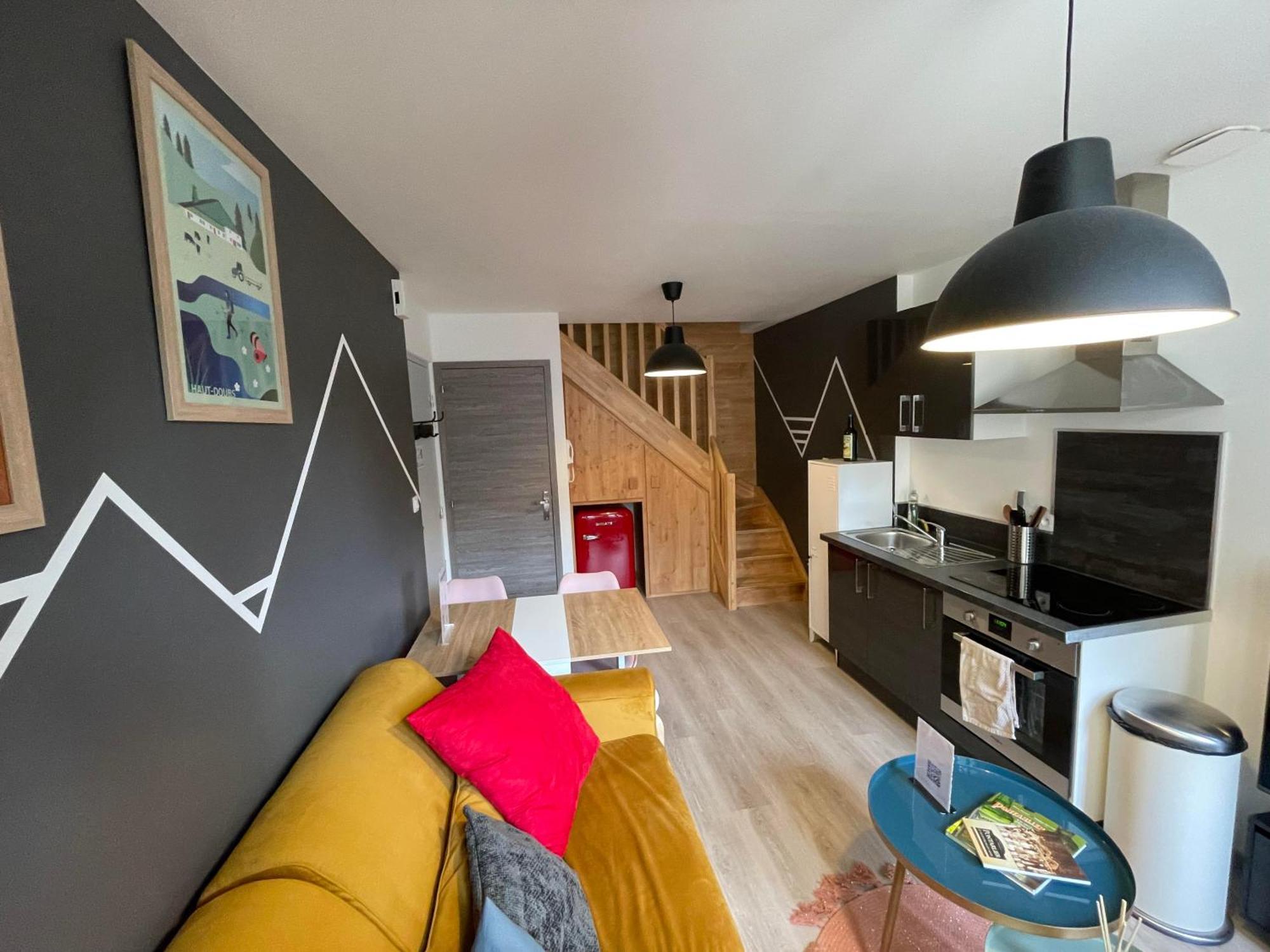 Hypercentre, Atypique, Familial - L'Echo Apartman Pontarlier Kültér fotó